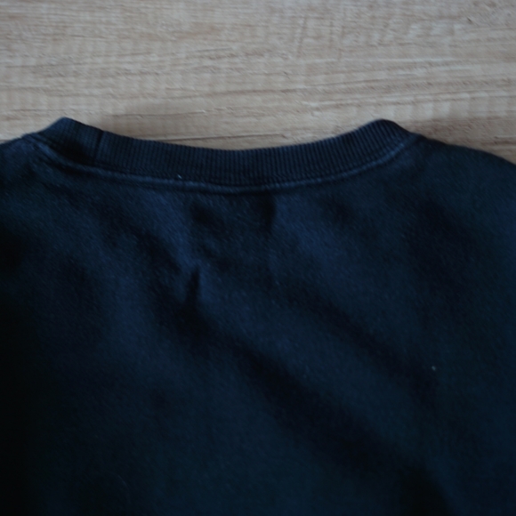 Uniqlo Kids Graphic Sweatshirt - Picture 6 of 8